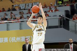 直播吧：辽宁将处理张镇麟去留问题 已有部分球队有意-1