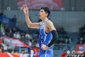 媒体人：邹阳和福建的合同为两年 多队有意他但福建留人态度坚决-1