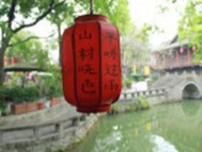 一男一女在床上打扑克软件：情侣卧室内牌局软件-4